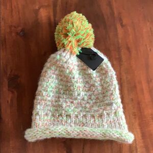 NWT Modena Pom Pom hat